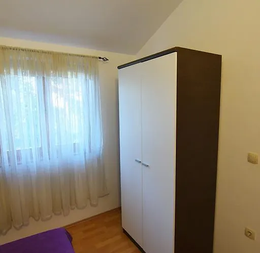 Lavanda דירה ביוגראד נה מורו